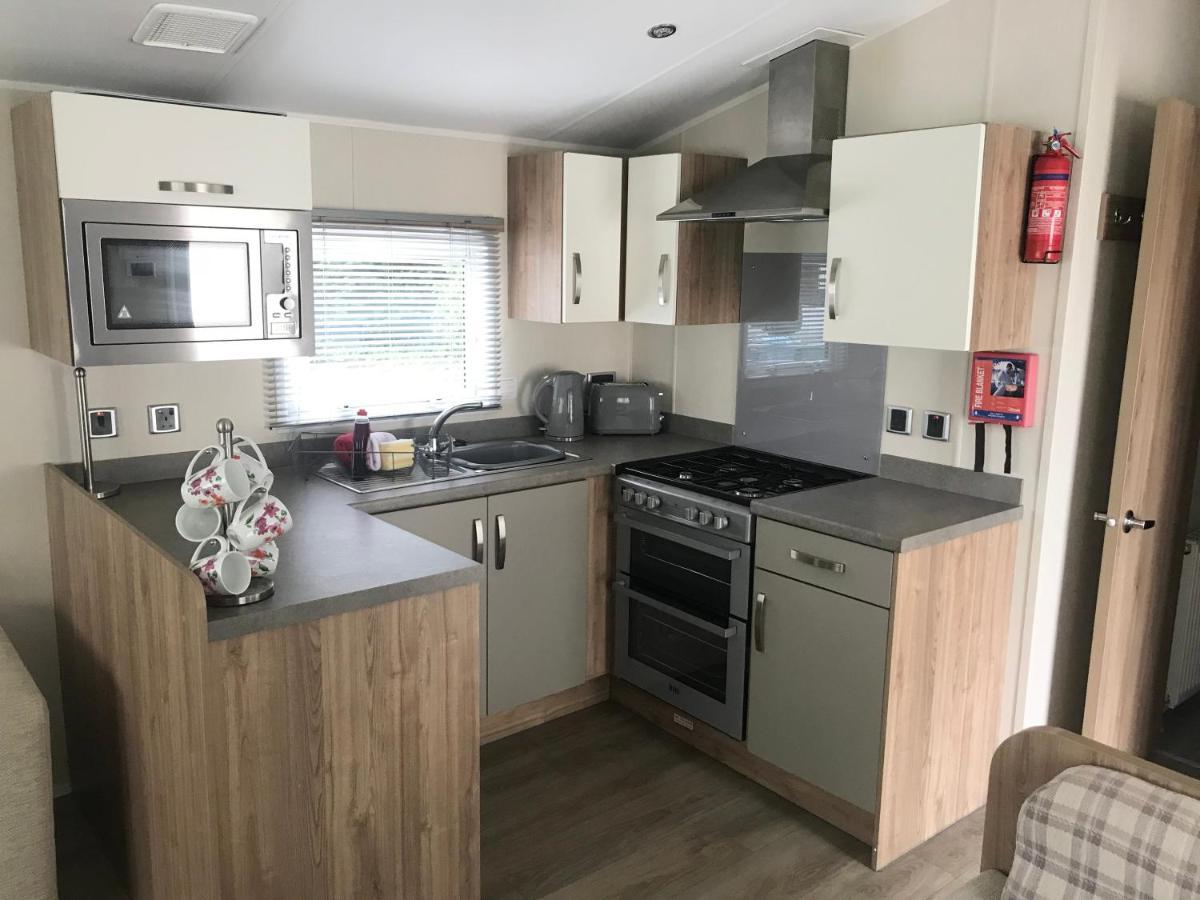 3 Bedroom Self-Catering Holiday Home Stepps Exterior photo